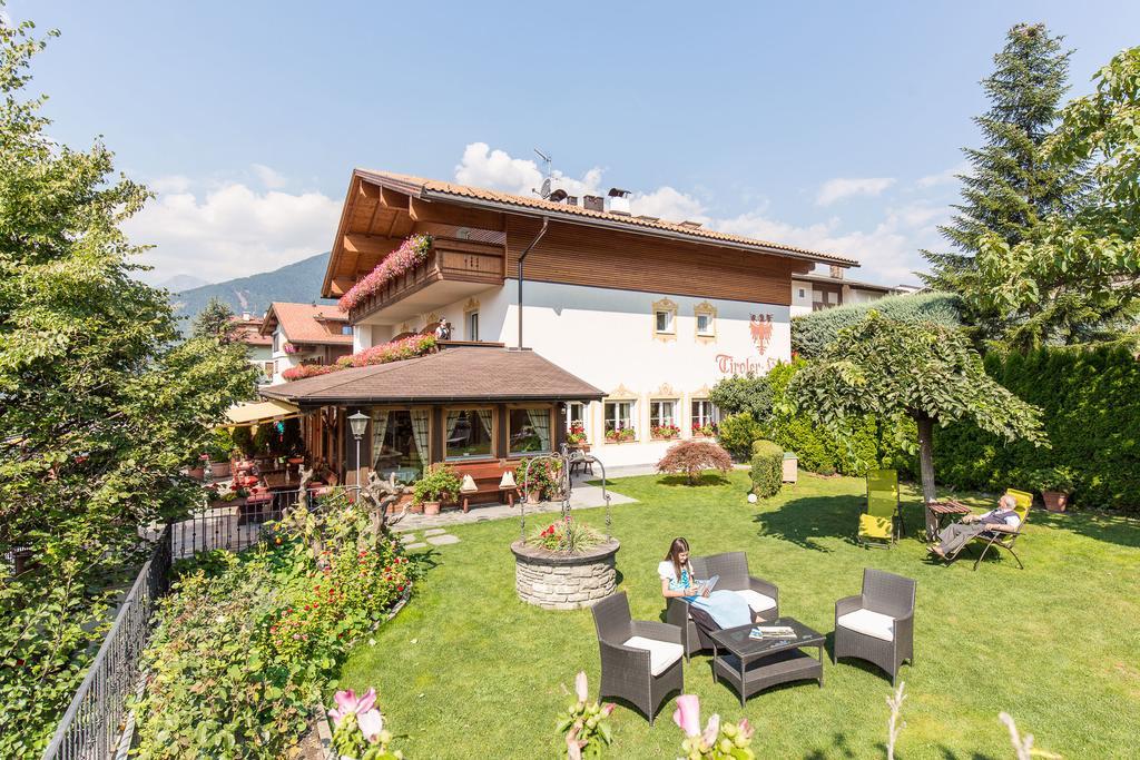 Tirolerhof Pension Natz-Schabs ภายนอก รูปภาพ