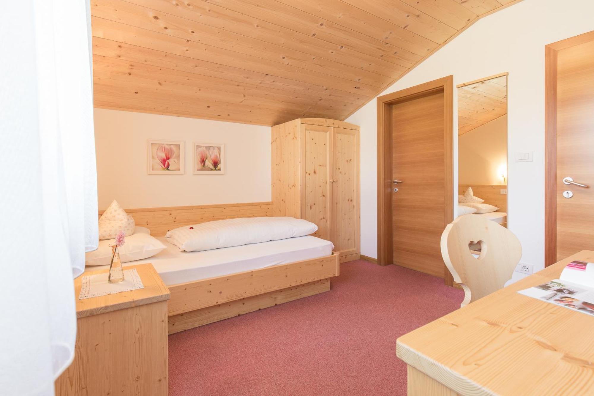 Tirolerhof Pension Natz-Schabs ห้อง รูปภาพ